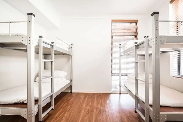 Basic Ortak Ranzalı Oda