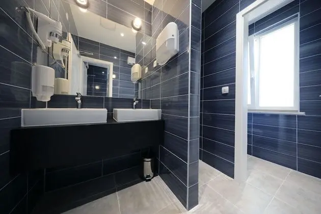 Ortak Ranzalı Oda, Karma Ranzalı Oda, Ortak Banyo (4 beds)