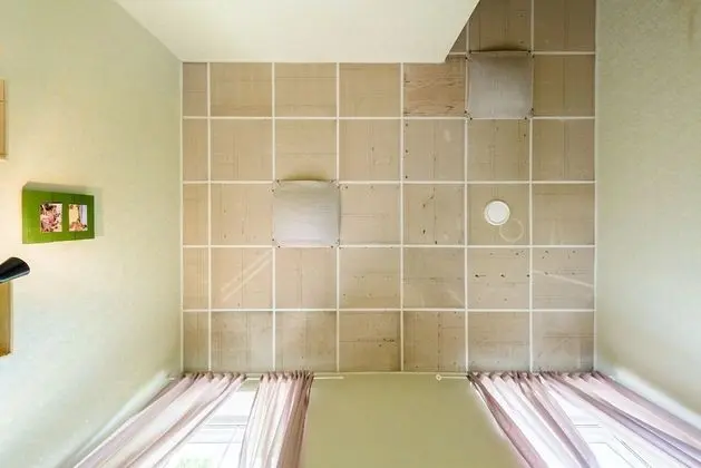 Tek Büyük Yataklı Oda, Ortak Banyo