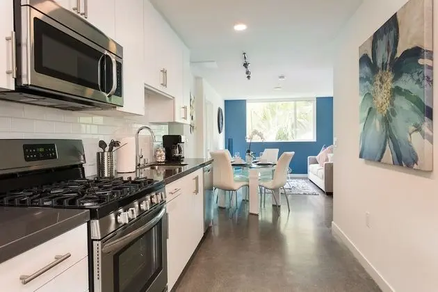 Luxury Apart Daire, Bahçe Manzaralı