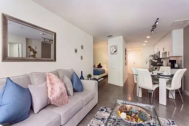 Luxury Apart Daire, Bahçe Manzaralı