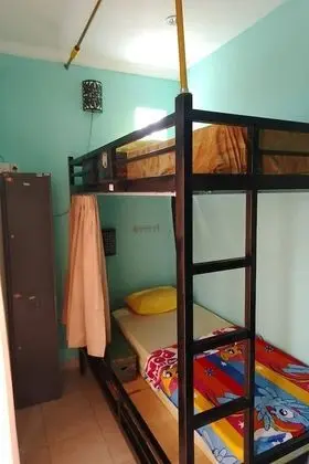 Ortak Ranzalı Oda, Sadece kadınlar için