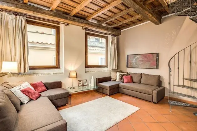 Çatı Katı (Loft), 1 Yatak Odası, Kule (Vicolo Savelli 2)