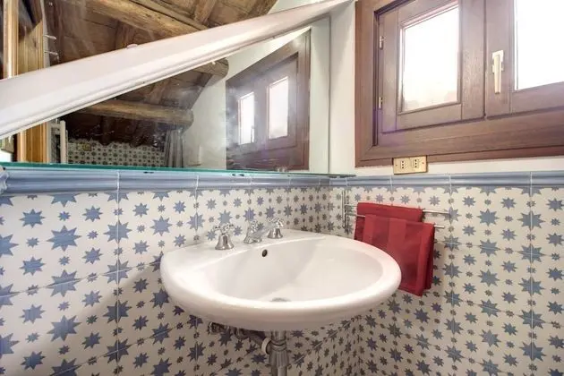 Çatı Katı (Loft), 1 Yatak Odası, Kule (Vicolo Savelli 2)
