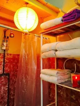 Tek Büyük Yataklı Oda, 1 Çift Kişilik Yatak