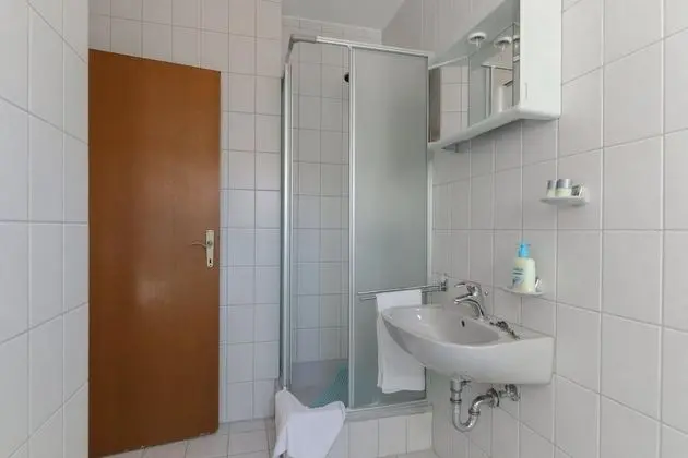 Basic Dört Kişilik Oda, Deniz Manzaralı