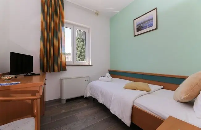 Basic Tek Kişilik Oda