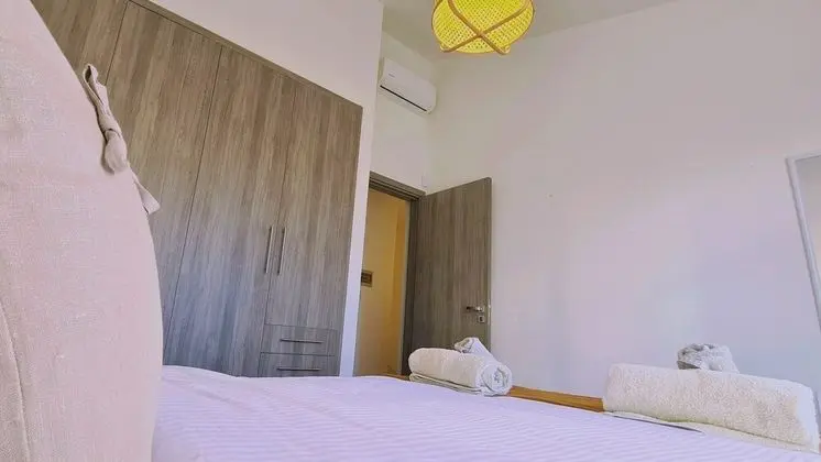 Sıra Ev