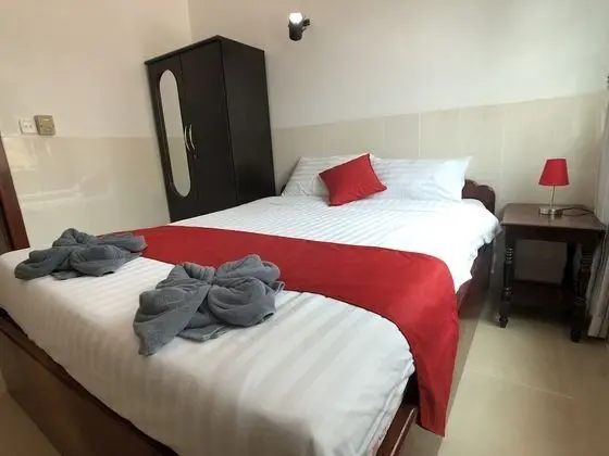 Standard Tek Büyük Yataklı Oda