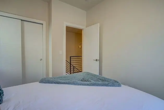Villa (4 Bedrooms)