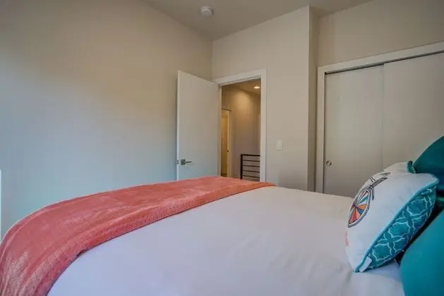 Villa (4 Bedrooms)