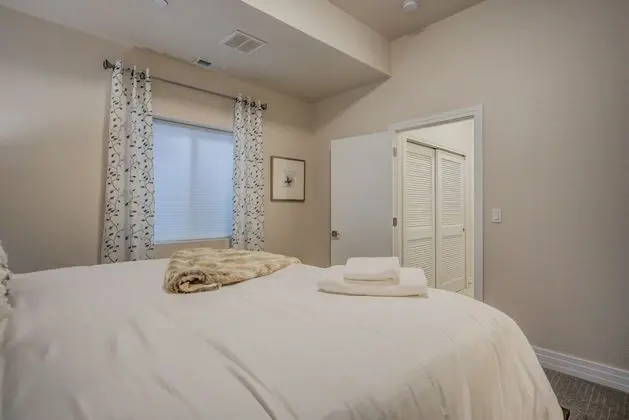 Villa (4 Bedrooms)