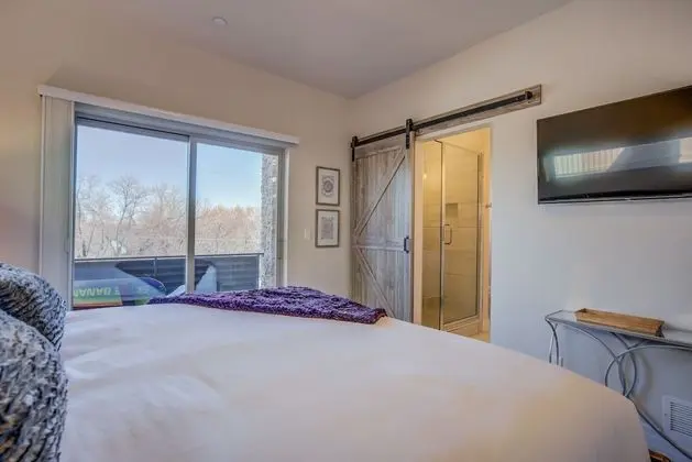 Villa (4 Bedrooms)