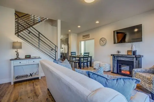 Villa (4 Bedrooms)