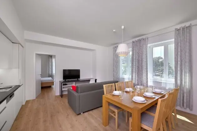 Exclusive Apart Daire, 2 Yatak Odası, Balkon, Şehir Manzaralı