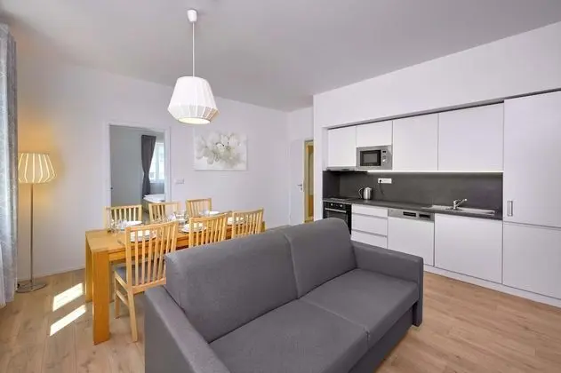 Exclusive Apart Daire, 2 Yatak Odası, Balkon, Şehir Manzaralı
