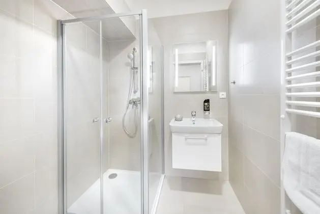 Exclusive Apart Daire, 2 Yatak Odası, Balkon, Şehir Manzaralı