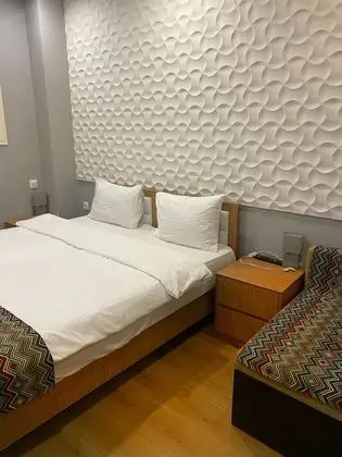 Standard Tek Büyük veya İki Ayrı Yataklı Oda