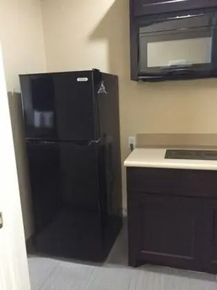 Tek Büyük Yataklı Oda (2 Full Beds, Kitchenette)