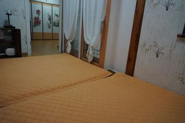 Korean Ondol Room (Annex)