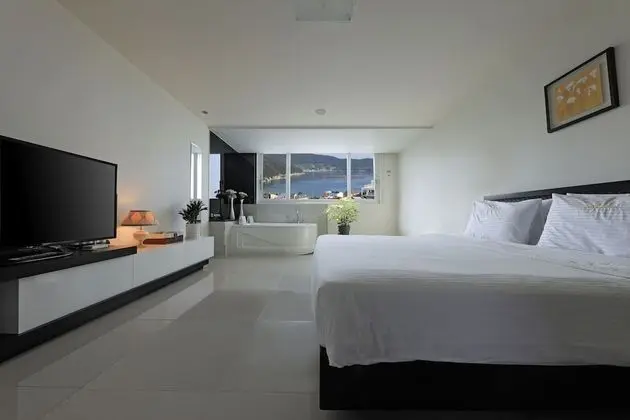 Deluxe Tek Büyük Yataklı Oda