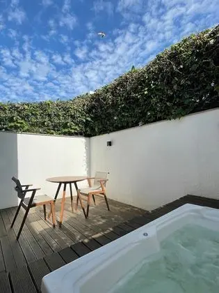 Luxury Tek Büyük Yataklı Oda
