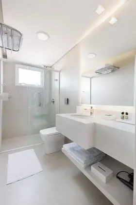 Luxury Tek Büyük Yataklı Oda