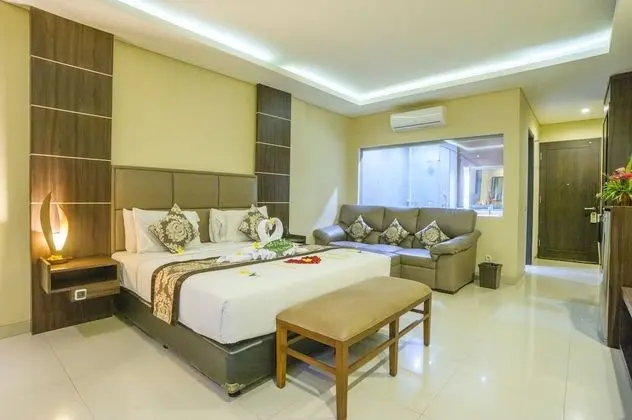 Deluxe Tek Büyük Yataklı Oda