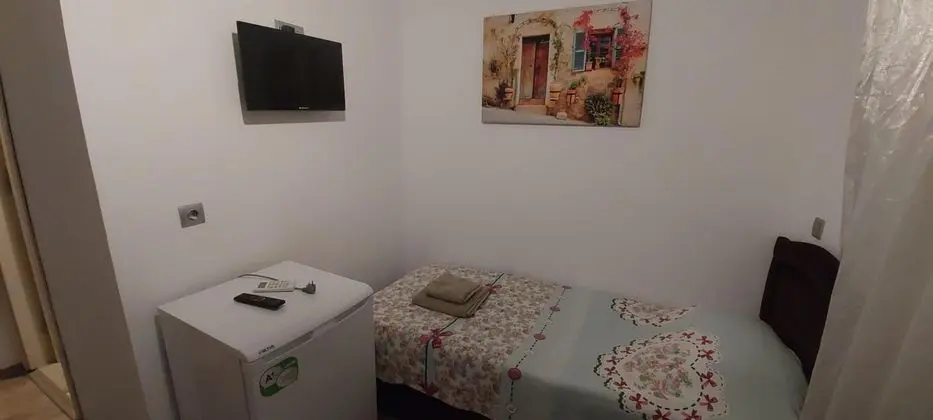 Twin Manzarasız İki Tek Kişilik Yataklı
