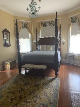 Standard Oda, 1 Büyük (Queen) Boy Yatak, Sigara İçilmez, Jakuzi