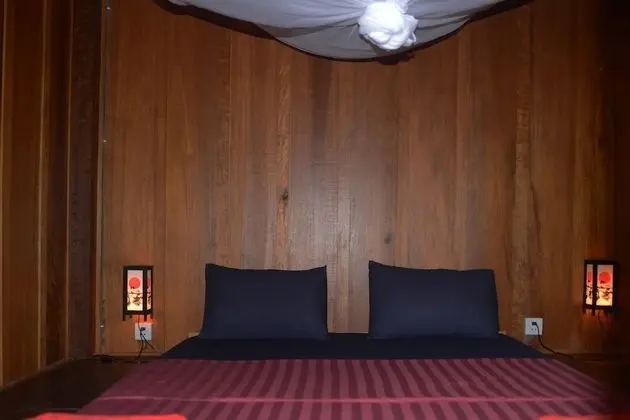 Bungalov, Göl Manzaralı (Wooden, no hot water)