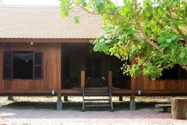 Bungalov, Göl Manzaralı (Wooden, no hot water)