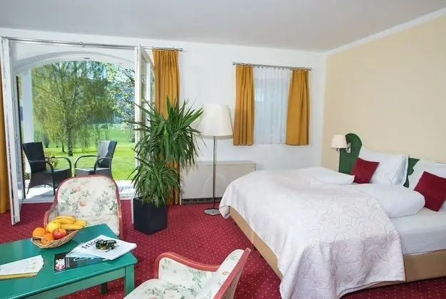 Üç Kişilik Oda, Balkon