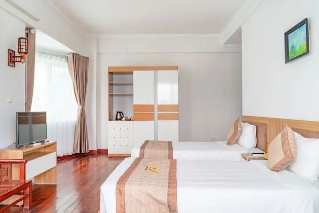 Deluxe Üç Kişilik Oda, Balkon