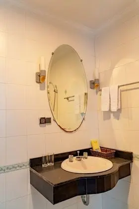 Superior Tek Büyük veya İki Ayrı Yataklı Oda, Balkon