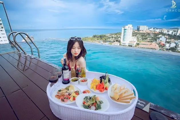Deluxe Tek Büyük veya İki Ayrı Yataklı Oda, Deniz Manzaralı