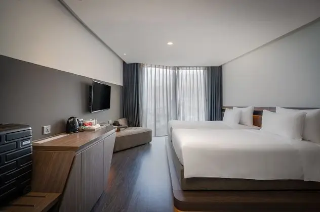 Deluxe Tek Büyük veya İki Ayrı Yataklı Oda, Şehir Manzaralı