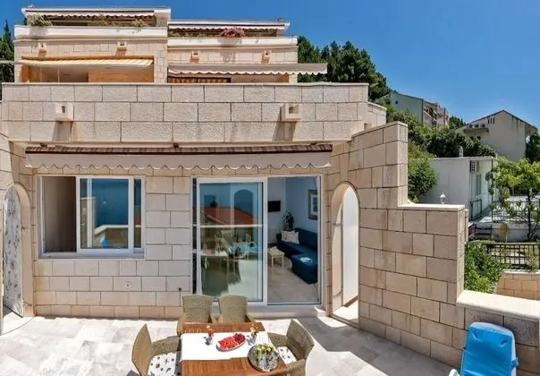 Apart Daire (Draga - 10 m from sea - A1(4+2))