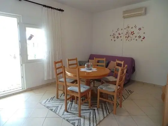Apart Daire (Draga - big terrace apartment - A2(4+)