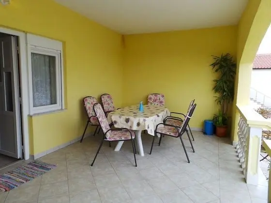 Apart Daire (Draga - big terrace apartment - A2(4+)