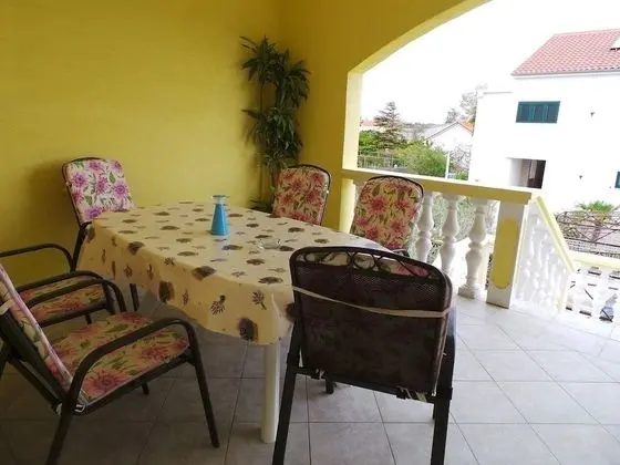 Apart Daire (Draga - big terrace apartment - A2(4+)