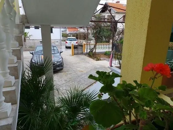 Apart Daire (Draga - big terrace apartment - A2(4+)