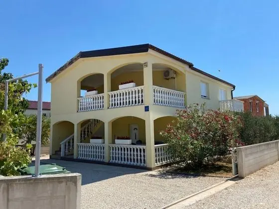 Apart Daire (Draga - comfortable & afordable - A1()