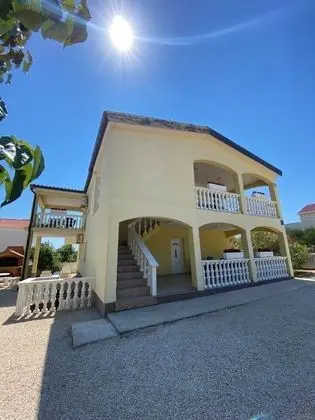 Apart Daire (Draga - comfortable & afordable - A1()