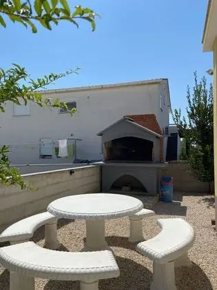 Apart Daire (Draga - comfortable & afordable - A3()