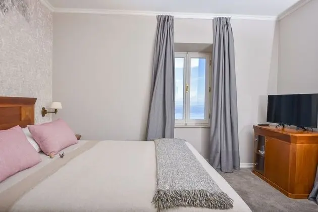 Tek Büyük Yataklı Oda, 1 Büyük (Queen) Boy Yatak, Deniz Manzaralı