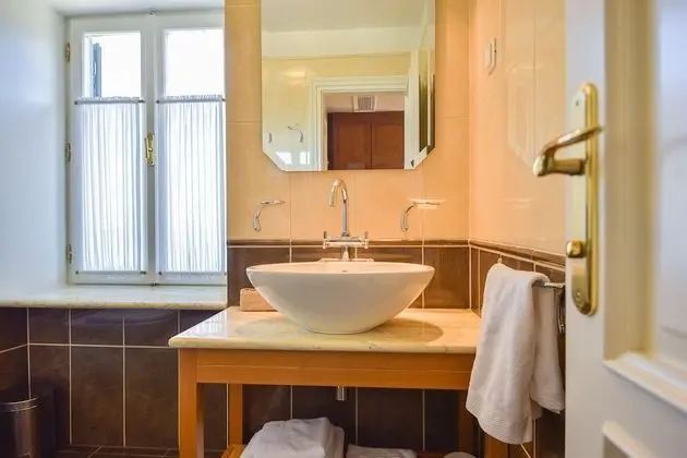 Tek Büyük Yataklı Oda, 1 Büyük (Queen) Boy Yatak, Deniz Manzaralı