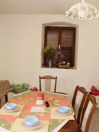 Ev (Draga - peaceful family house - H(4+2)