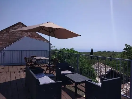 Ev (Draga - peaceful family house - H(4+2)