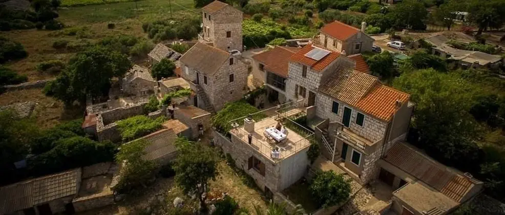 Ev (Draga - peaceful family house - H(4+2)